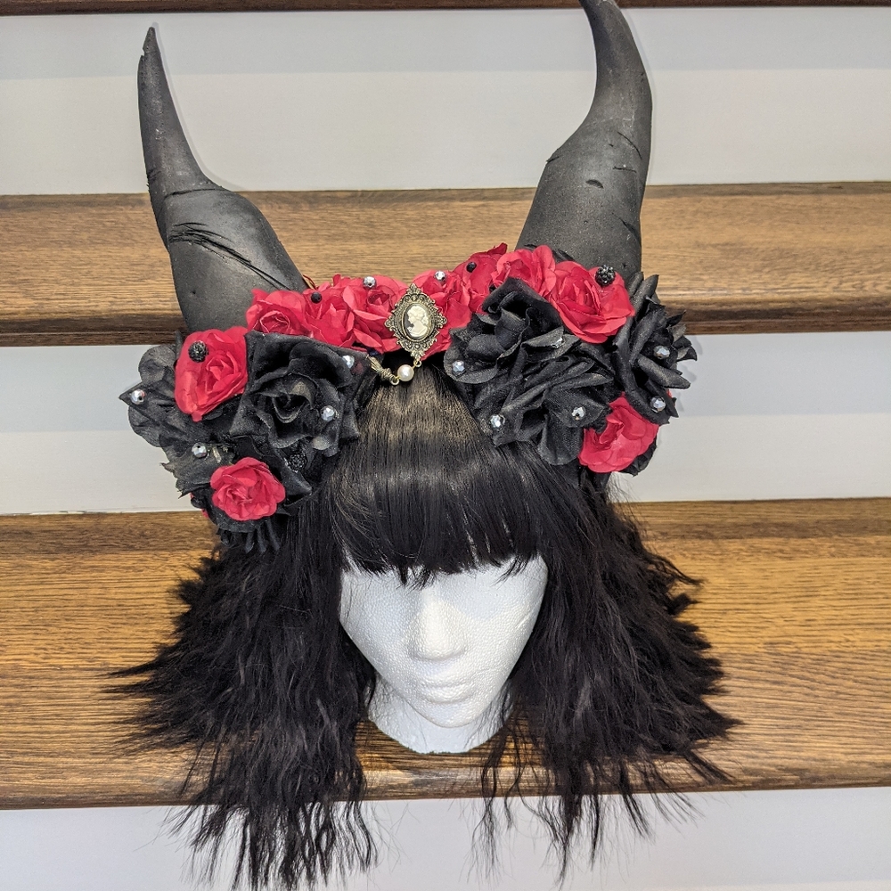 Horned Flower Headpiece Costume Black Red Horns